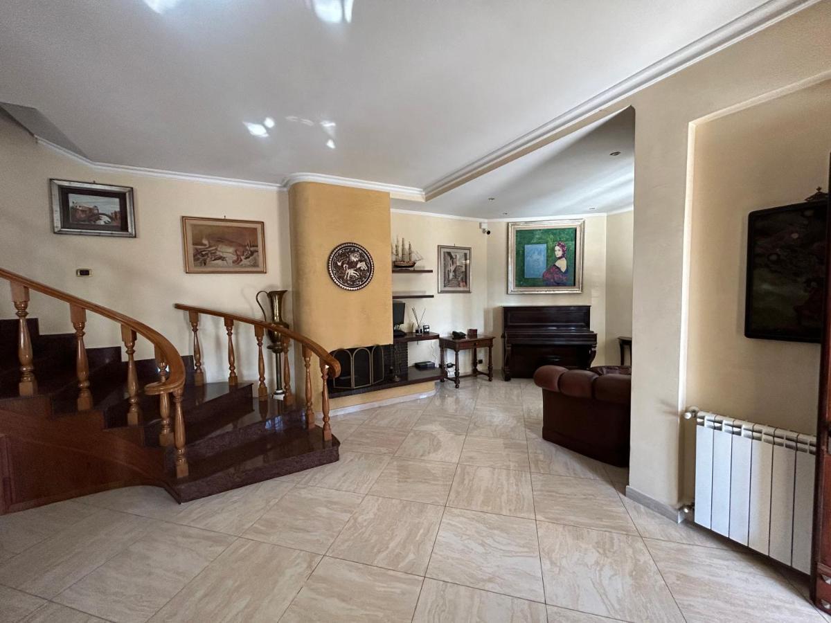 Villa Visconti - Anagnina By Ghor Rome Luaran gambar